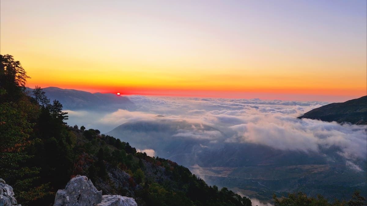 Dukat pass at sunset.